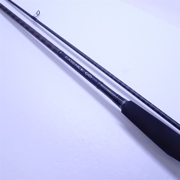 １７エクスセンスインフィニティＳ９００ＭＬ／ＲＦ